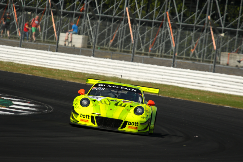Illustration for article titled Blancpain GT Photos from Silverstone
